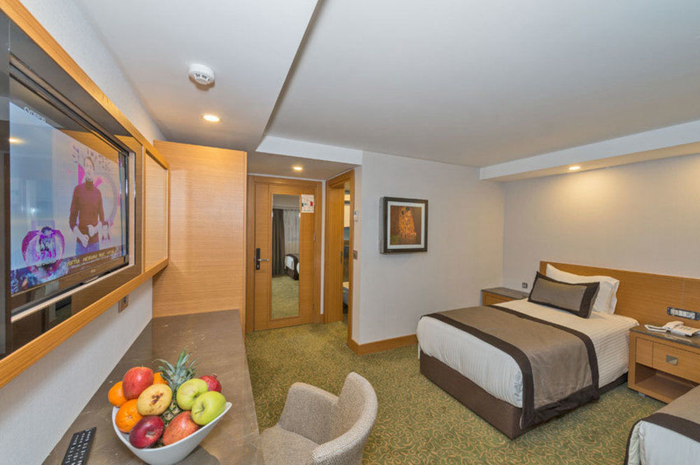 Bisetun Hotel Istanbul Exterior foto